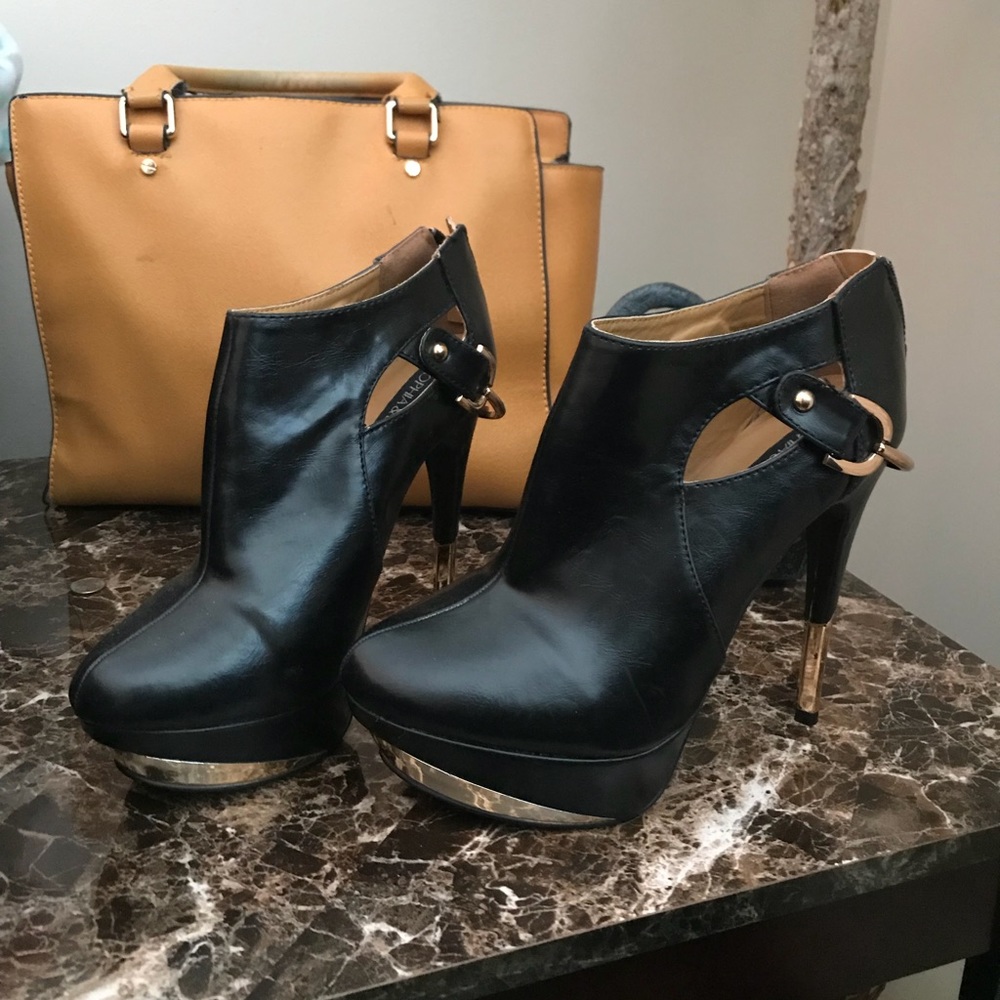 Sophia & Lee Heels